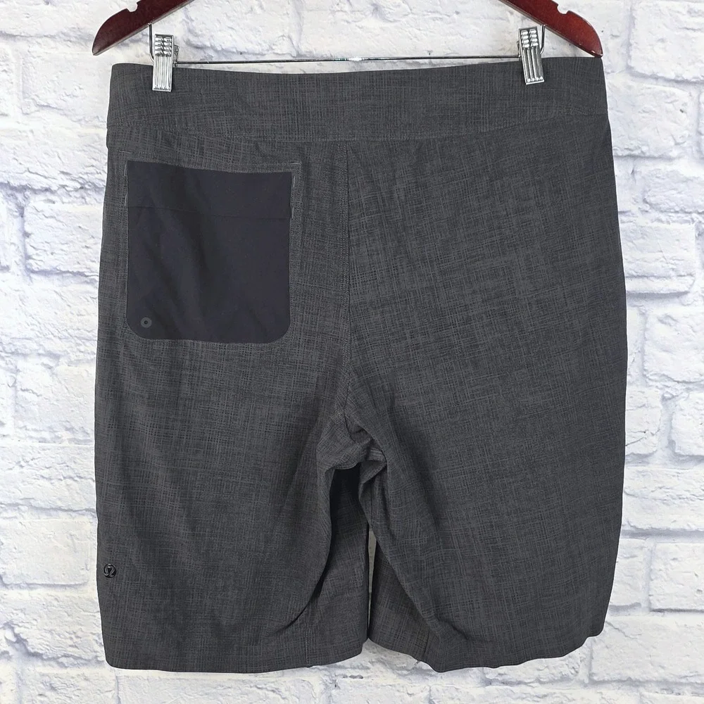 Lululemon Men Current Board Shorts Gray‎ Crosshatch Swim Trunks Size 34 LM7431S